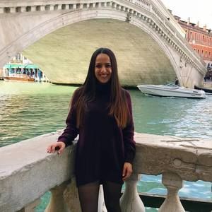 Meet your Posher, Nicole